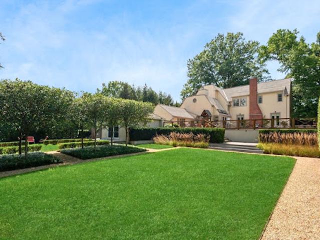 House for sale in Washington