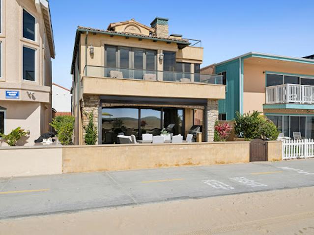 House for sale in Corona Del Mar, California