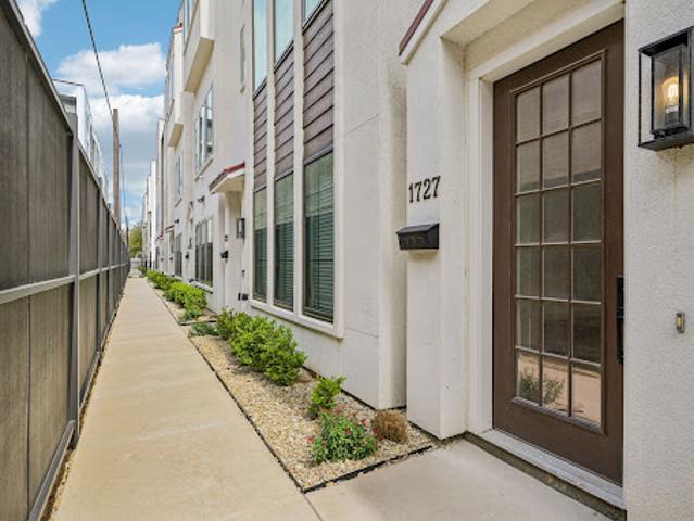 House for sale in Dallas, Texas