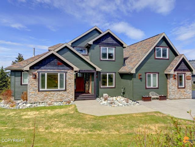 House for sale in Alaska
