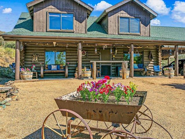 House for sale in Dewey-Humboldt, Yavapai County