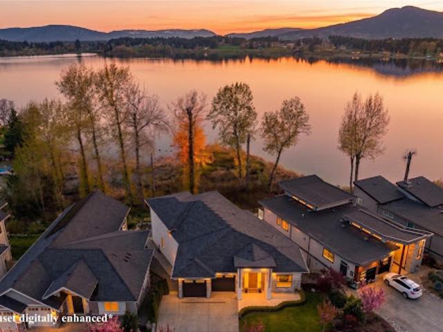House for sale in Duncan, British Columbia