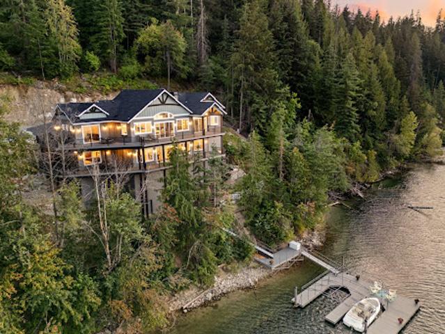 House for sale in Hayden, Idaho