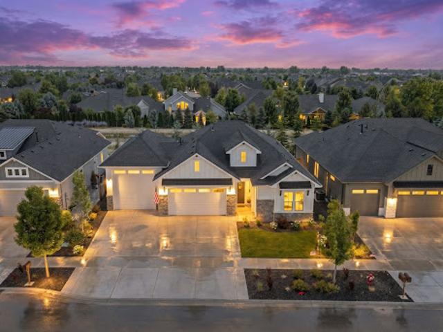 House for sale in Eagle, Idaho