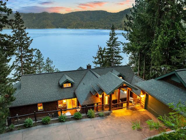 House for sale in Hayden, Idaho