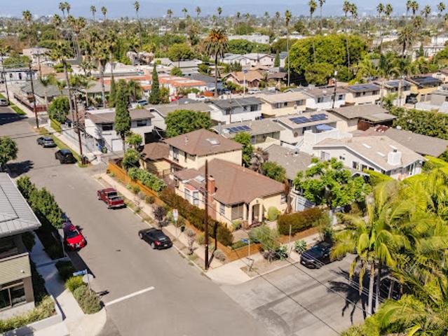 House for sale in Los Angeles, Los Angeles County