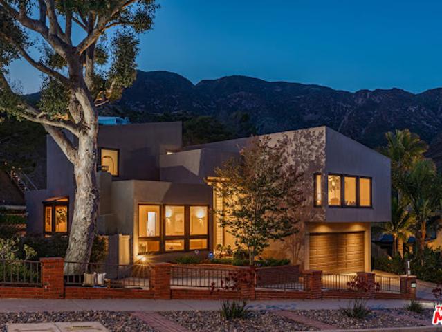 House for sale in Malibu, California
