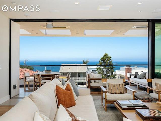 House for sale in Manhattan Beach, California