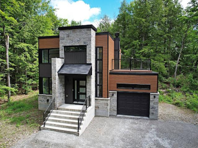 House for sale in Les Collines-de-l'outaouais, Quebec