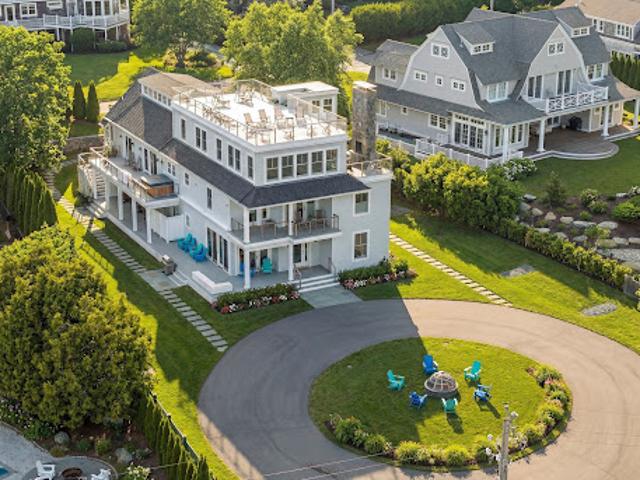 House for sale in Middletown, Rhode Island