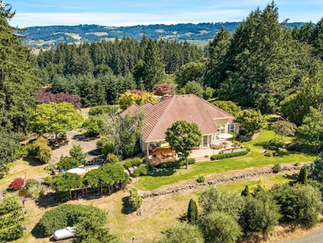 House for sale in Oregonia