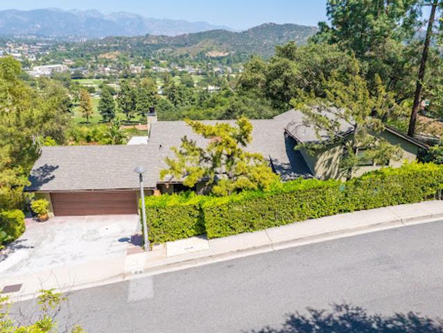 House for sale in Glendale, California