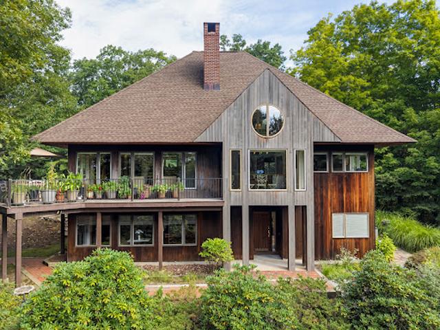 House for sale in Canton, Connecticut