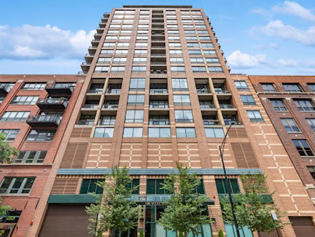 House for sale in Chicago, Cook County