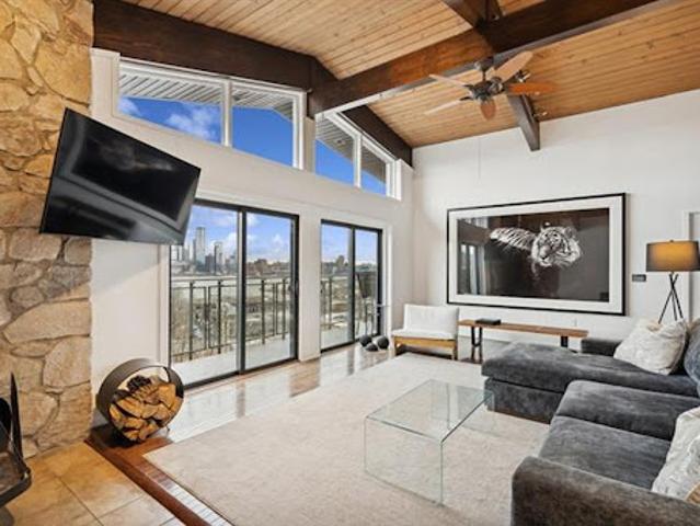 House for sale in Hudson, New Jersey