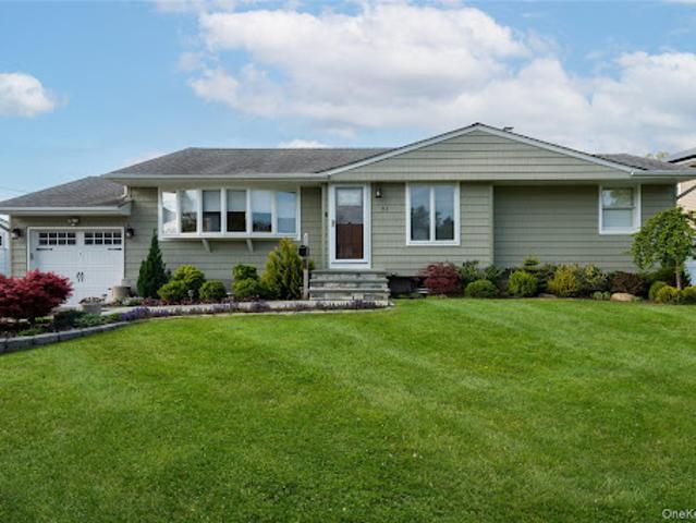 House for sale in Syosset, Nassau County