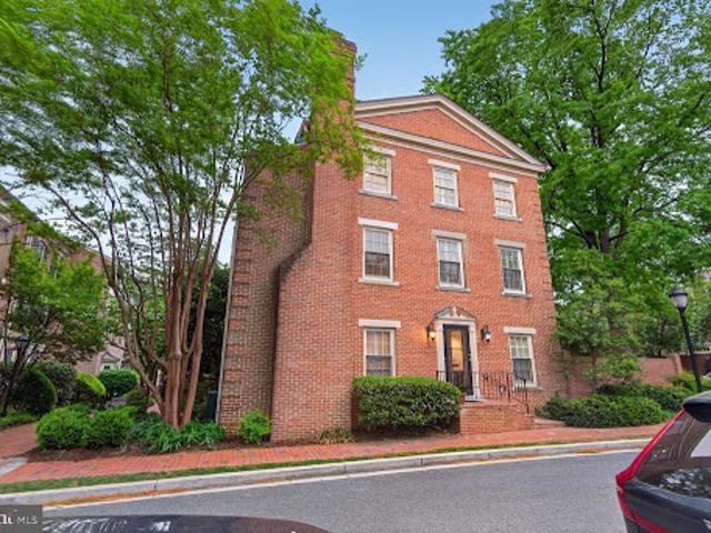 House for sale in Washington, Washington DC
