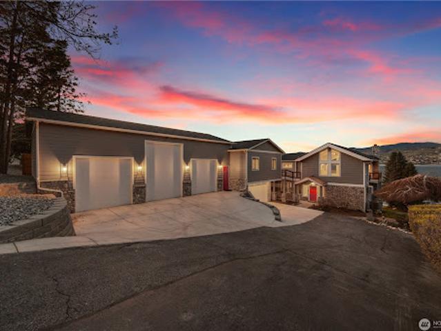 House for sale in Chelan, Washington