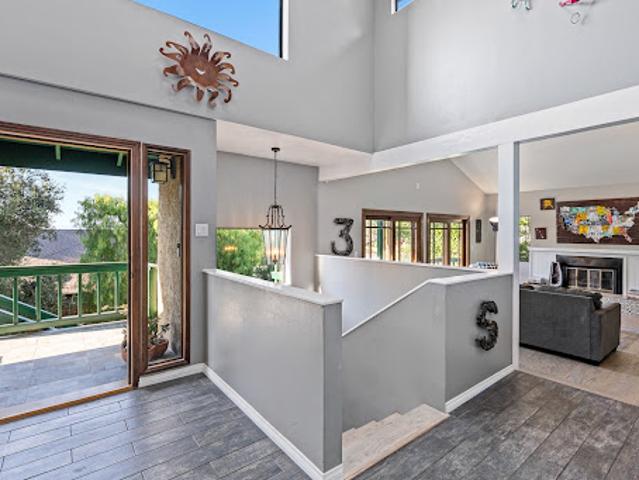 House for sale in Calabasas, Los Angeles County