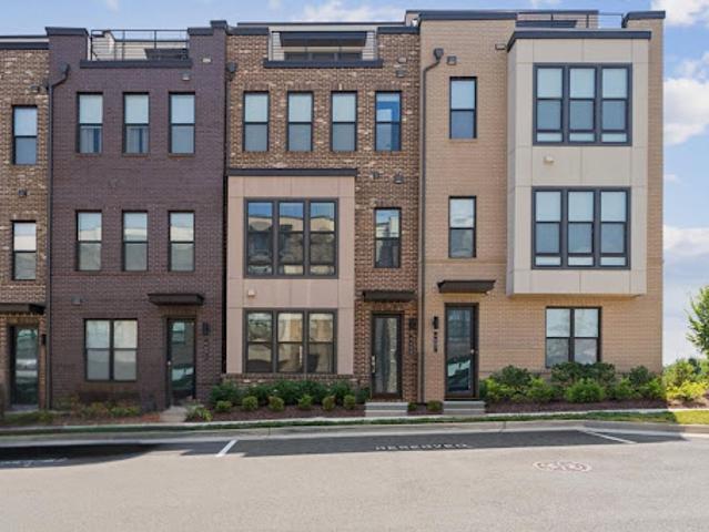 House for rent in Chantilly