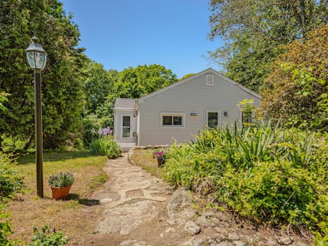 House for sale in Waterford, Connecticut