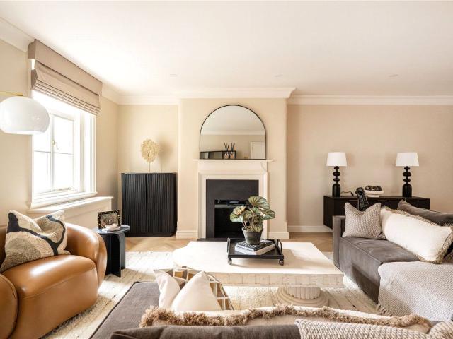 House for rent in Mayfair, Greater London