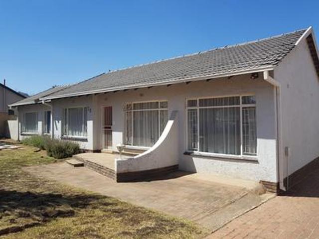 House for sale in Kempton Park, Birchleigh North