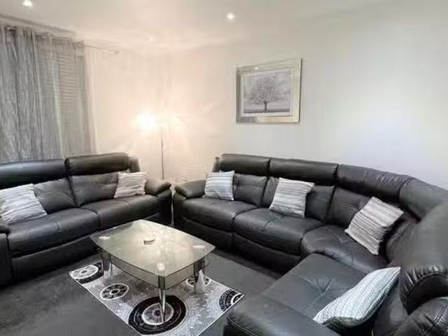 Apartment for rent in Househillwood, Scotland