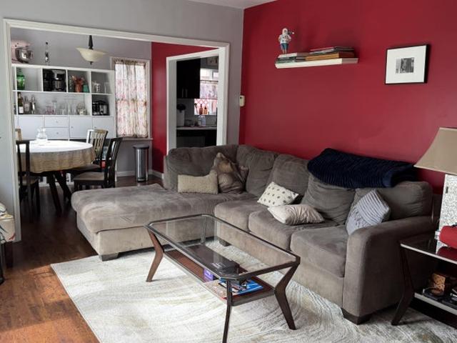 Room for rent in Canoga Park, California
