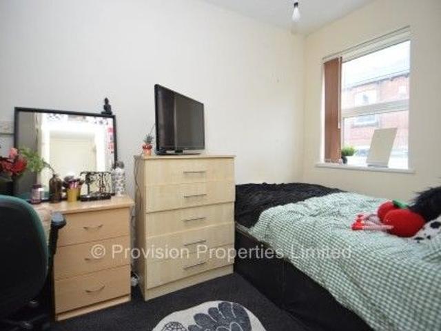 Room for rent in Hyde Park, Isle Of Man