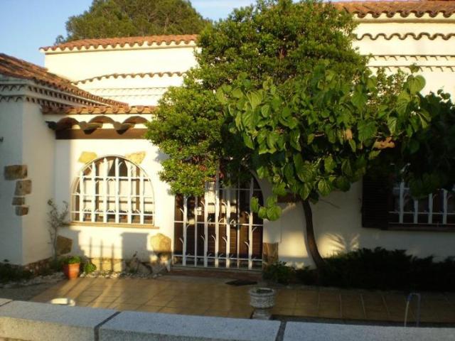 Casa en alquiler en Mont-roig Del Camp