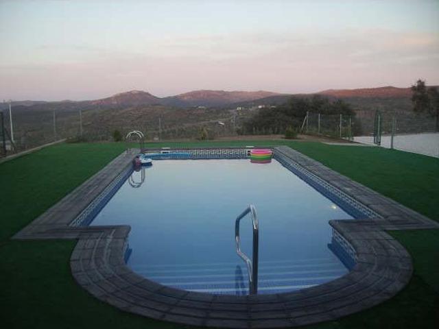 Casa en alquiler en Salvaleón, Badajoz