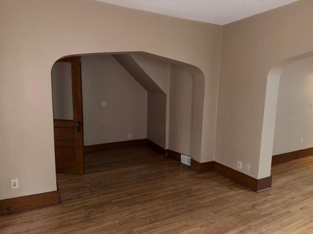 Room for rent in Lowry Hill East, Minneapolis