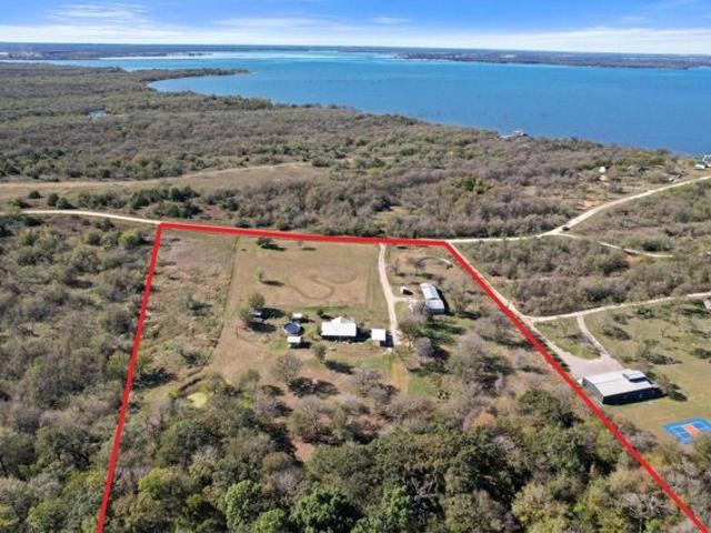 House for sale in Navarro, Texas