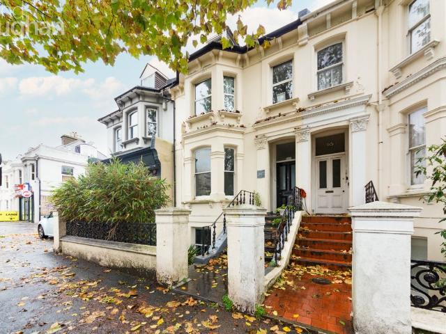 House for rent in Aldrington