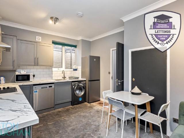 House for rent in Portslade by Sea, Hove