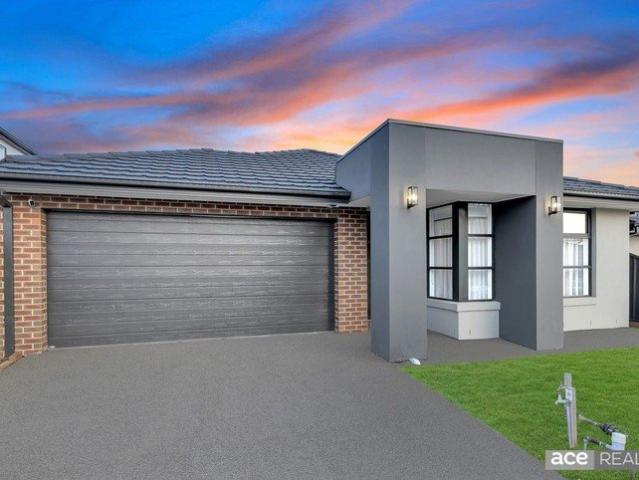 House for rent in Atherstone, Melbourne