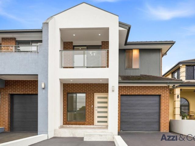 Duplex for rent in Sydney, New South Wales
