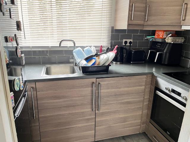 Studio for rent in Epping, Essex