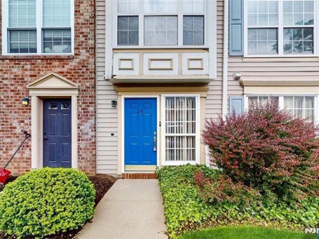 Condo for sale in Newark Condo for sale in Newark