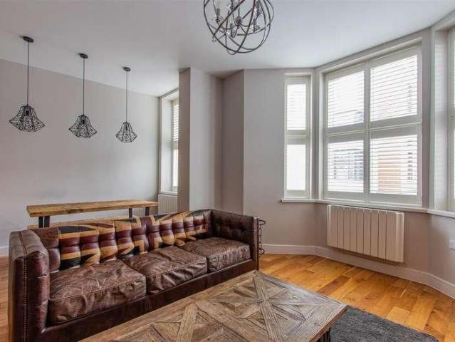 Apartment for rent in Falcon Lodge, Wales
