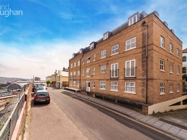 House for rent in Round Hill, Brighton & Hove
