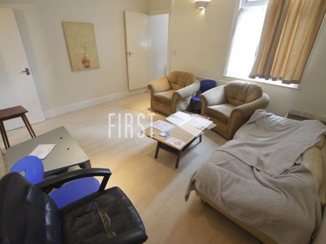 House for rent in Clarendon Park, Leicester