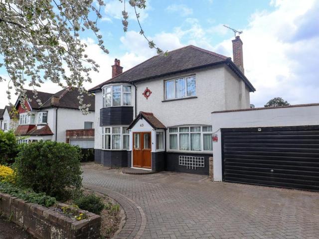 House for rent in London Borough of Croydon, Greater London