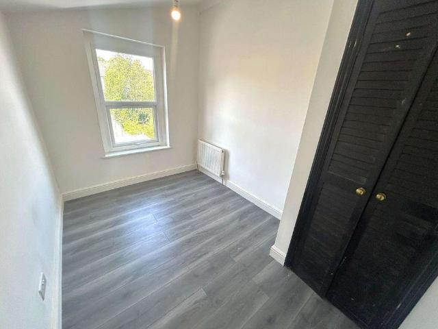 House for rent in New Town, Monks Orchard