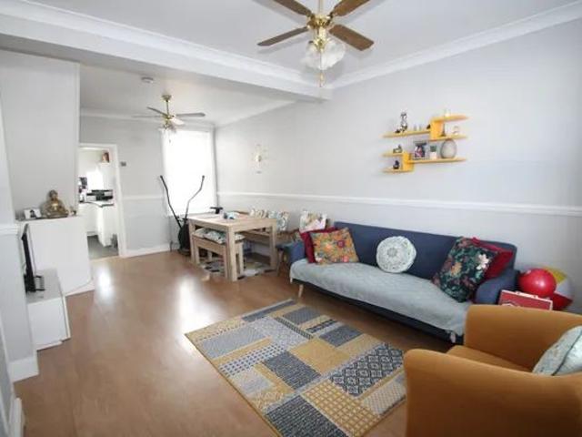 House for rent in New Town, Monks Orchard
