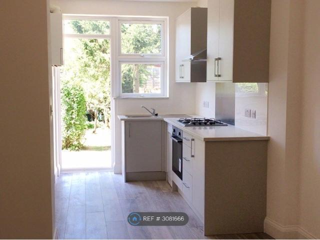 Apartment for rent in Royal Borough of Kingston upon Thames, Greater London