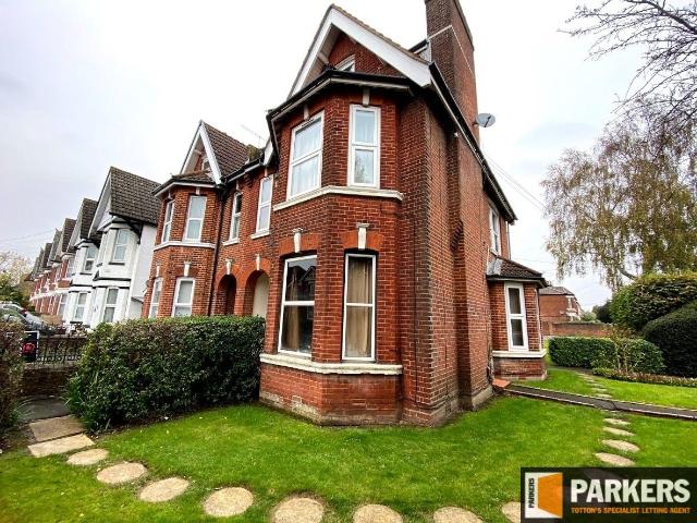 Studio for rent in Hill, City Of Southampton