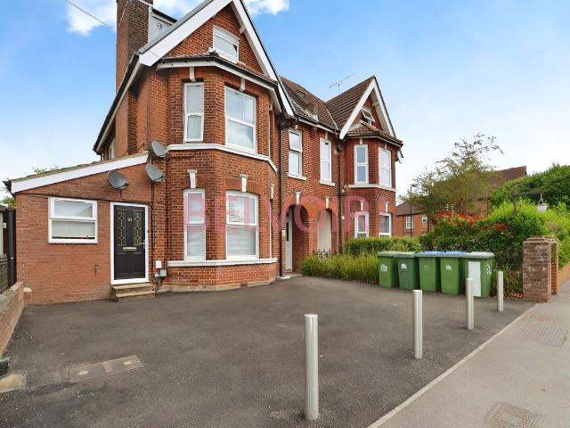 Studio for rent in Hill, City Of Southampton