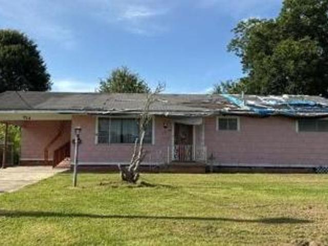 House for sale in Jennings